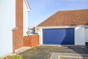 Photo 21- click for photo gallery